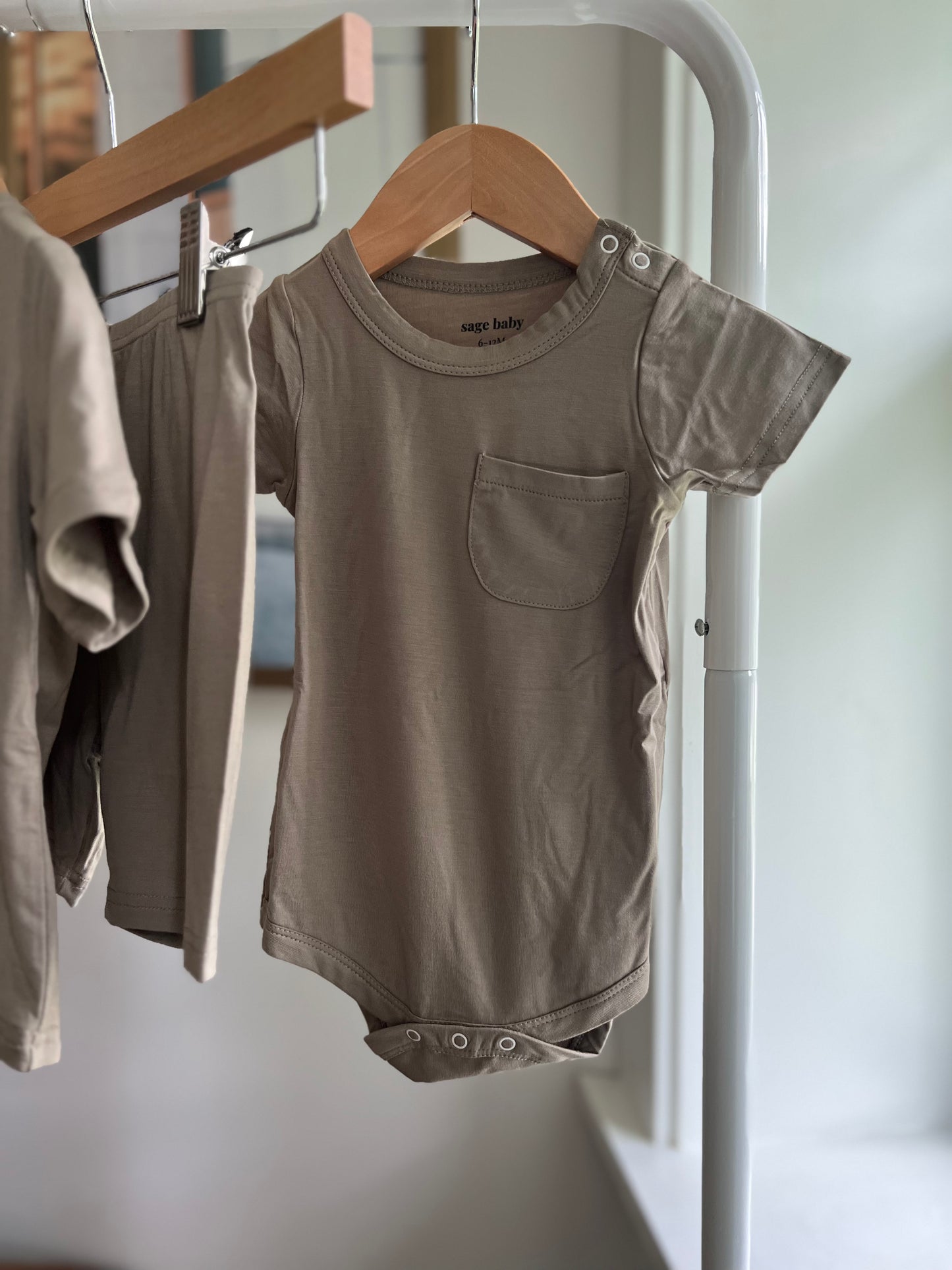 The matching onesie (NEW)